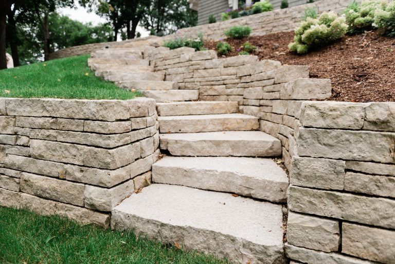 Steps – Detail Stone